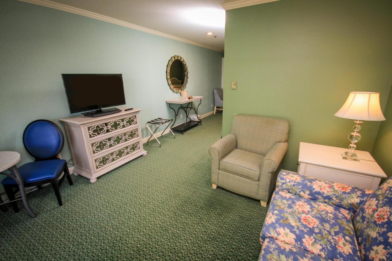 Harbour View Inn Макино Экстерьер фото