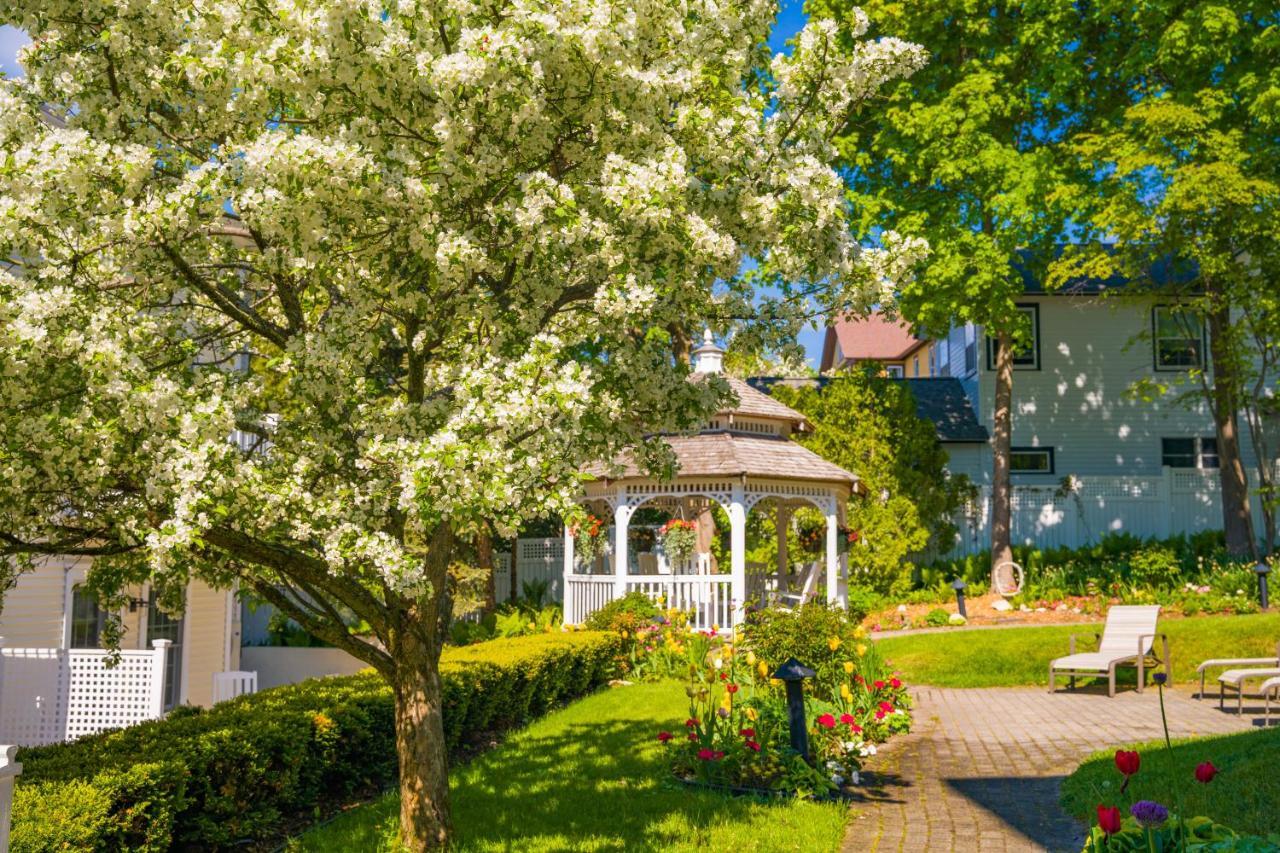 Harbour View Inn Макино Экстерьер фото
