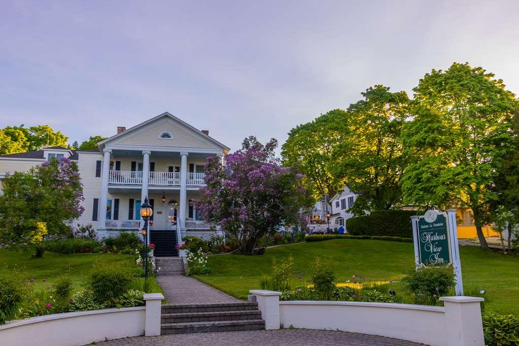 Harbour View Inn Макино Экстерьер фото